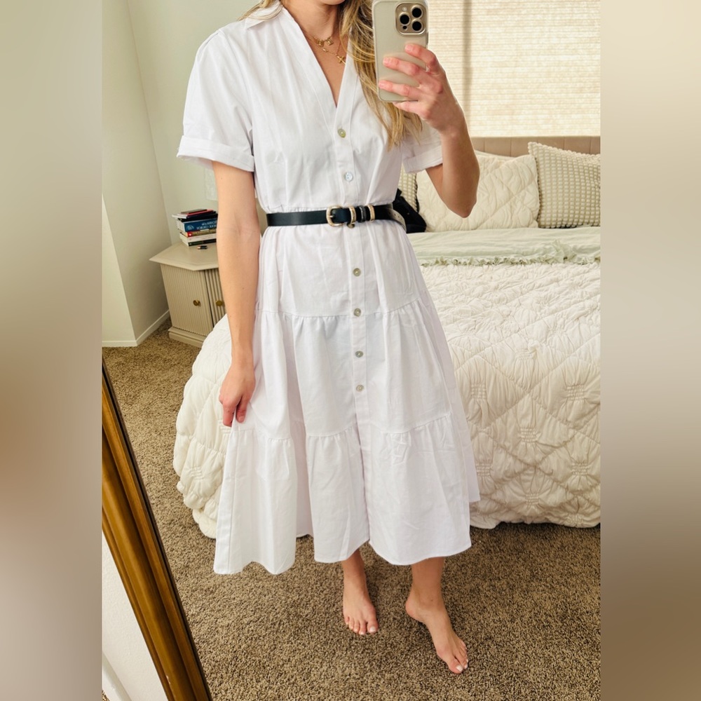White collar dress w/ buttons